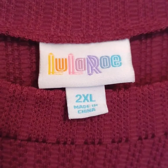 EUC - LULAROE - BRIELLE TOP - LONG SLEEVE - 2XL - Picture 2 of 8